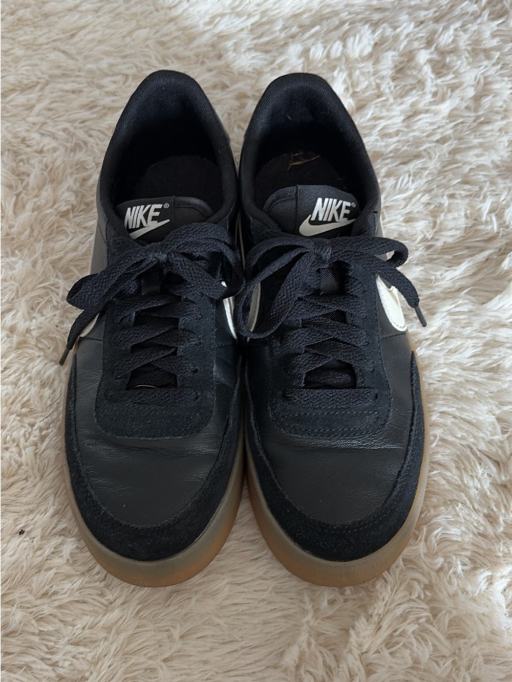 Nike Black Low-Top Sneakers with Gum Sole